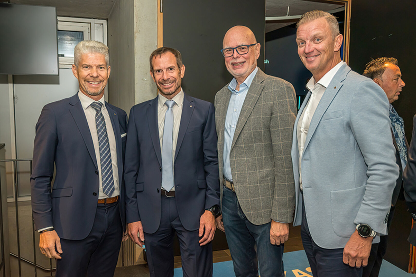 Thomas Schreiber, Jürgen Schwarzl, AR- Vors. Peter Ritter, Wolfgang Eichler (v. li.)