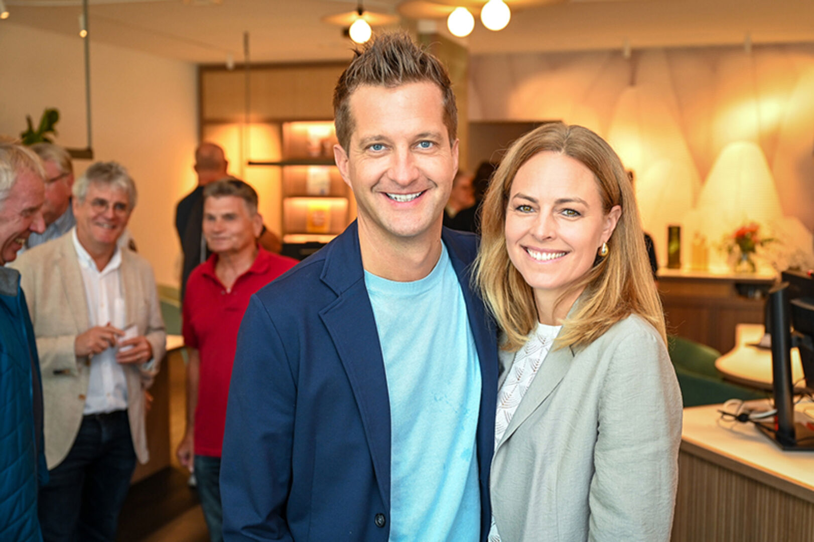 Mit Family nach Kreta: ORF-Moderatoren Oliver und Kerstin Polzer