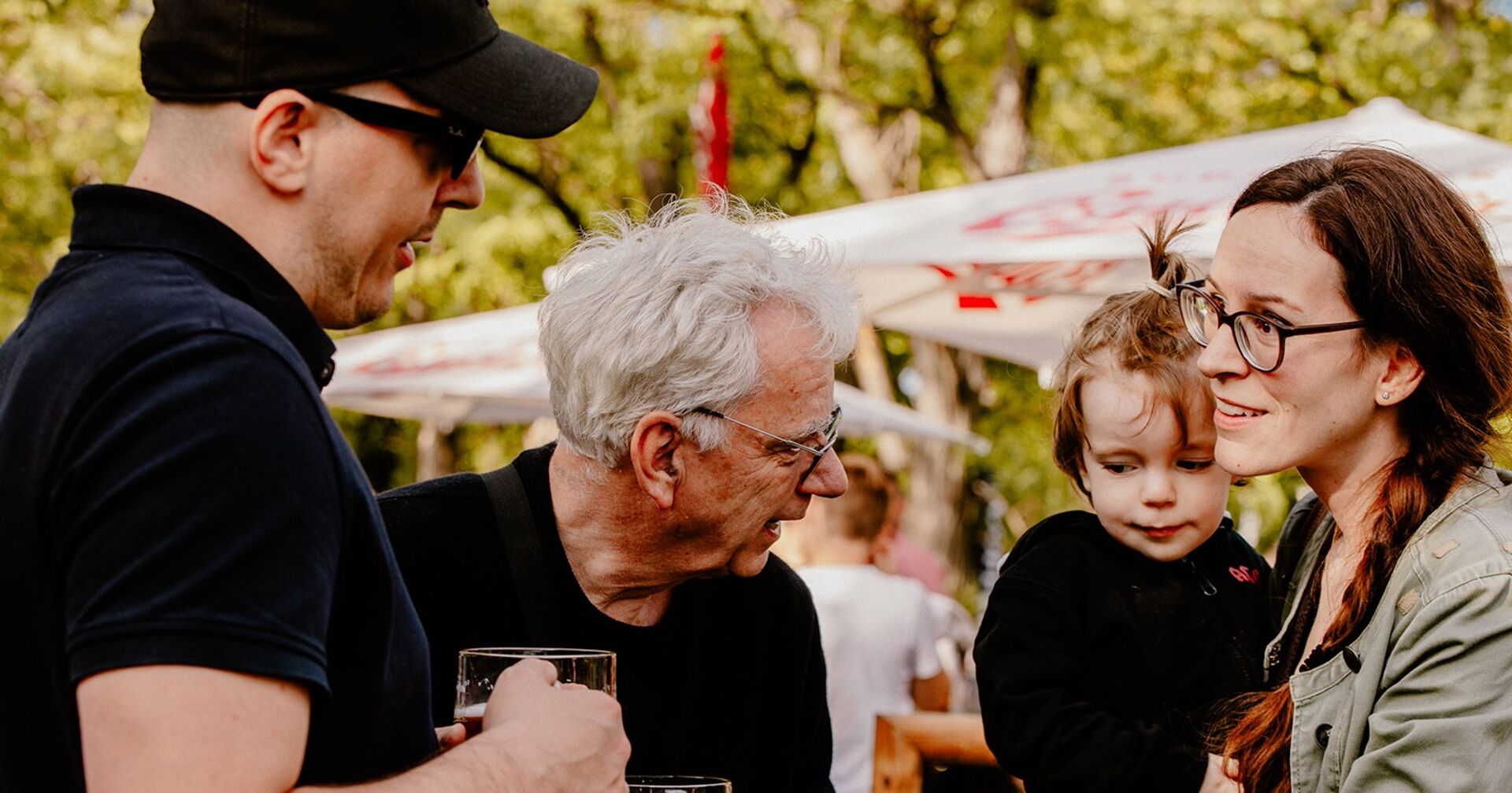 Stürmische Tage Familie