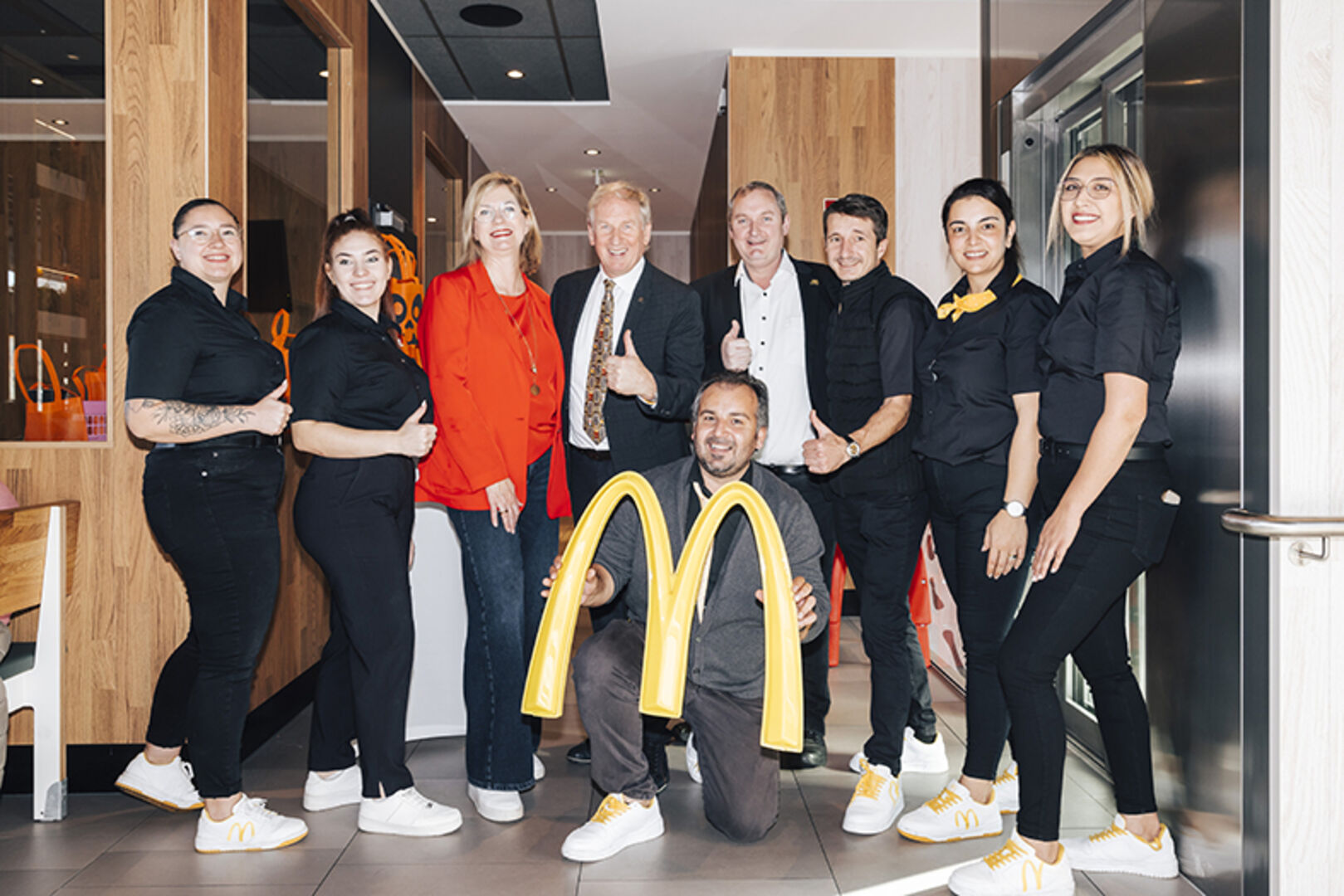 Für McDonald’s Franchisenehmer Loek Versluis und Ehefrau Annette stehen die Mitarbeiter:innen der McDonald’s Restaurants stets im Fokus der Unternehmensagenden.