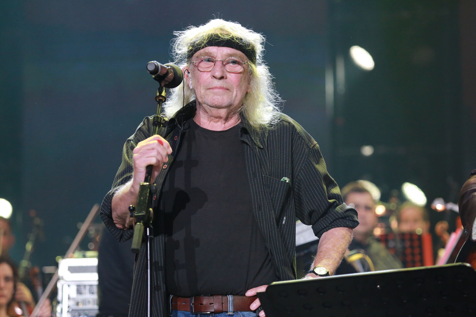 Helmut Röhrling &quot;Schiffkowitz&quot; auf der Bühne.