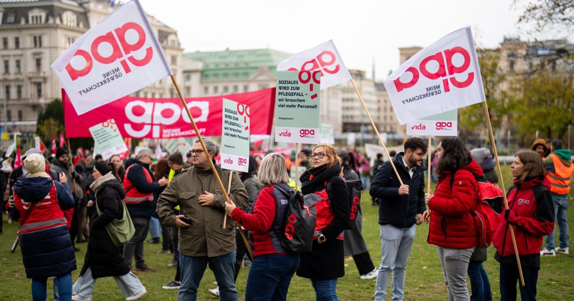 Im November hat die Gewerkschaft in Wien für höhere Gehälter demonstriert.