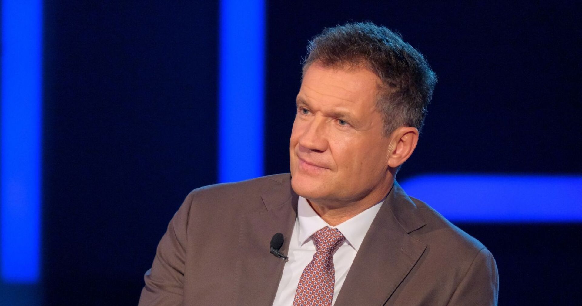 Armin Assinger im Studio bei der &quot;Millionenshow&quot;.