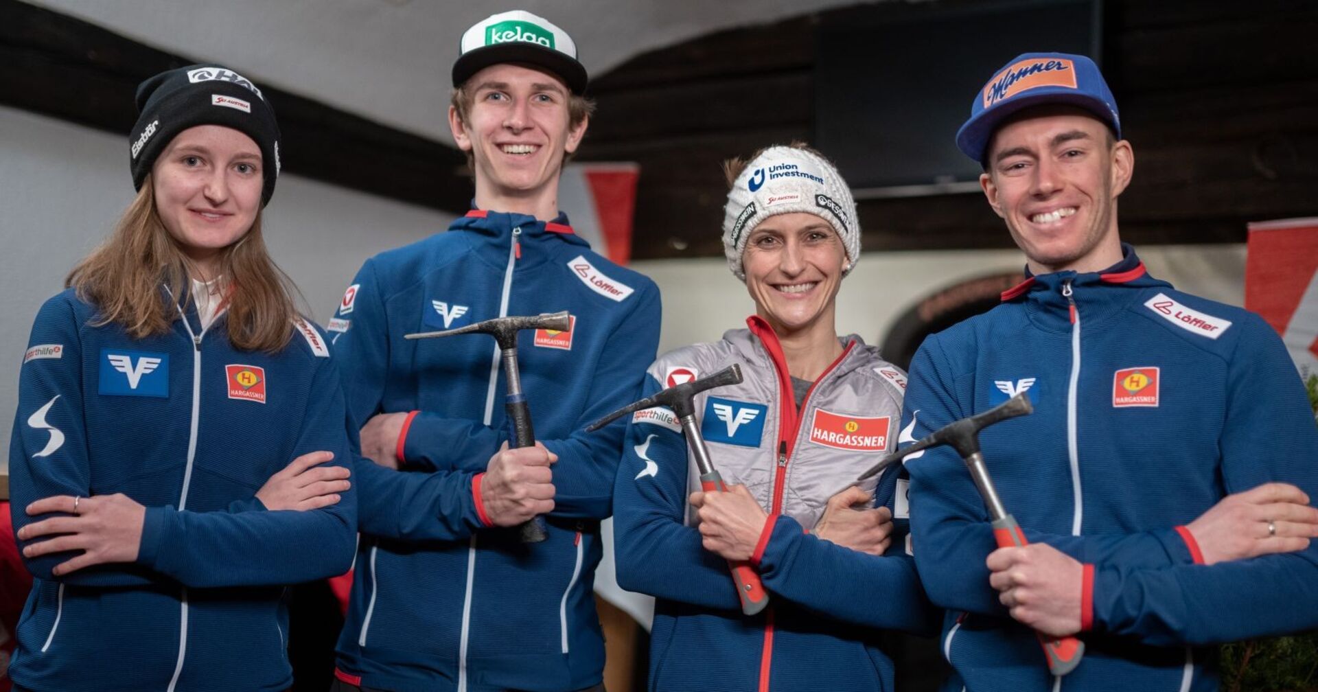 Julia Mühlbacher, Daniel Tschofenig, Eva Pinkelnig und Stefan Kraft bei einem Sponsoren-Event