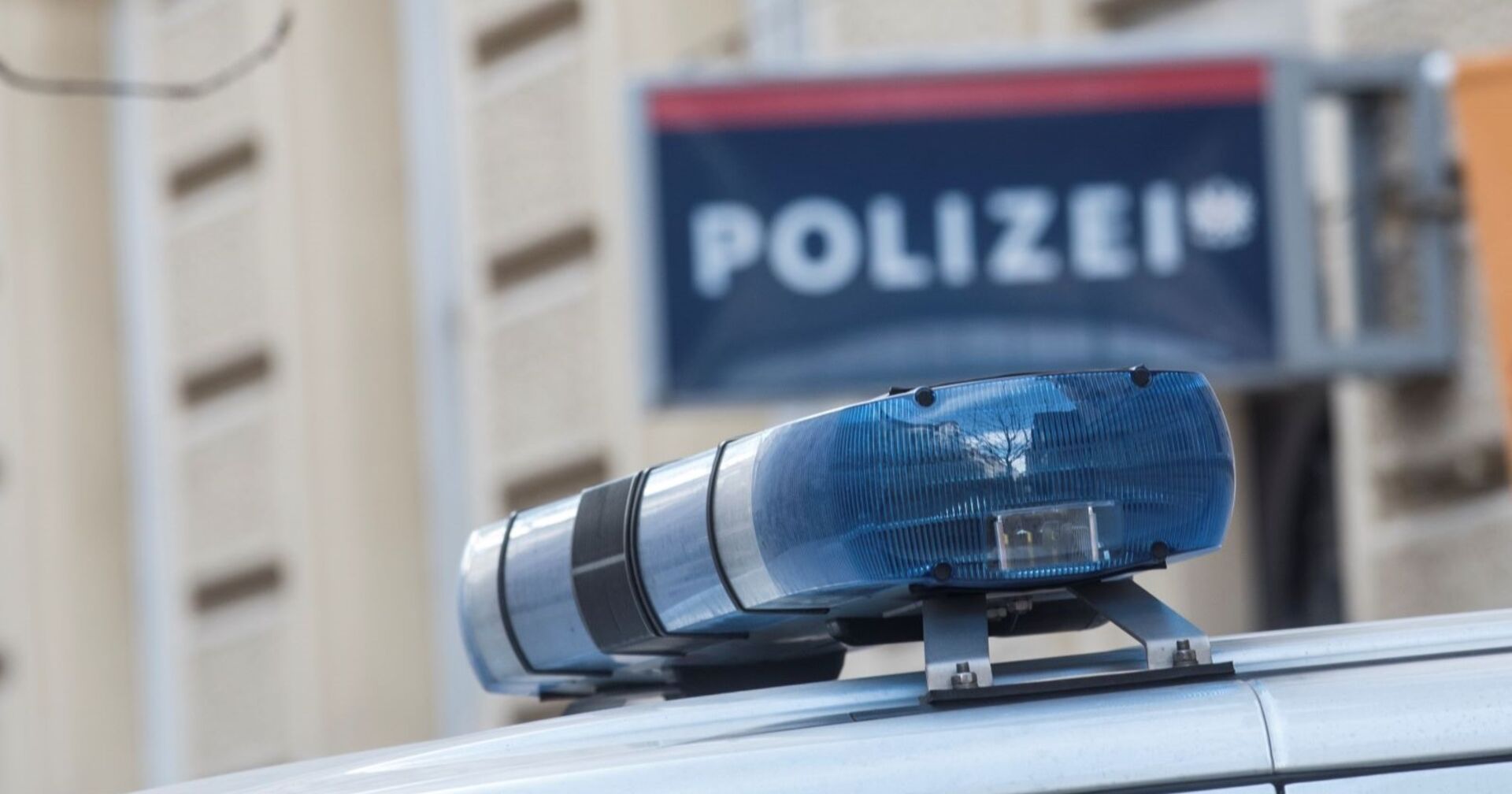 Die Polizei ermittelt wegen Zuhälterei.