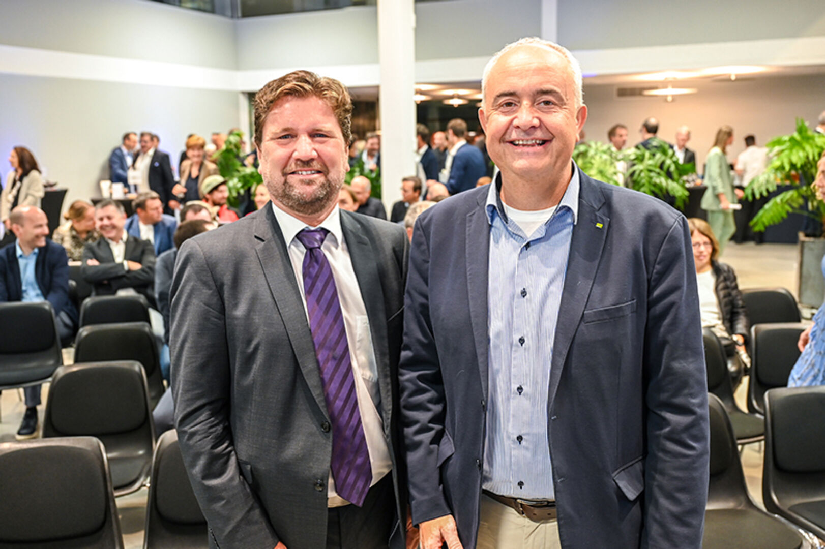 Vorstand Vors. Michel Haller (Hypo Vorarlberg) und Bgm. Manfred Böhmwalder (Götzis) (v. li.)