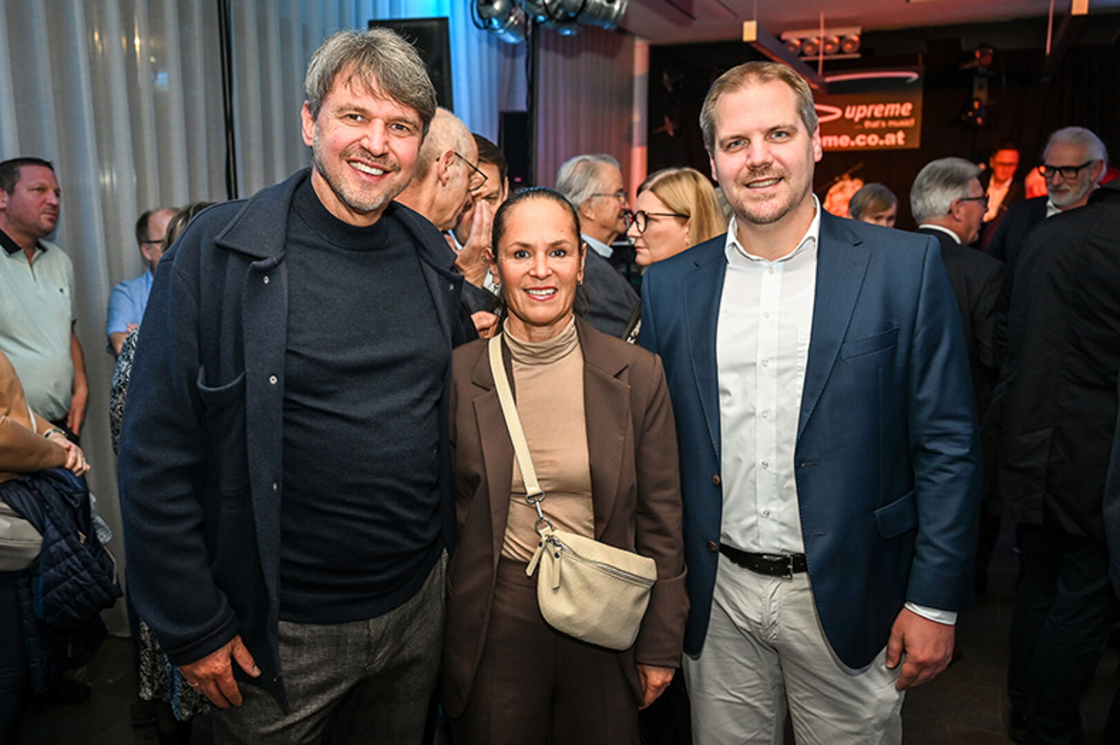 Lustenauer Bgm. Kurt Fischer mit  Beate und Hypo Vorarlberg Vorstand Philipp Hämmerle (v. li.)