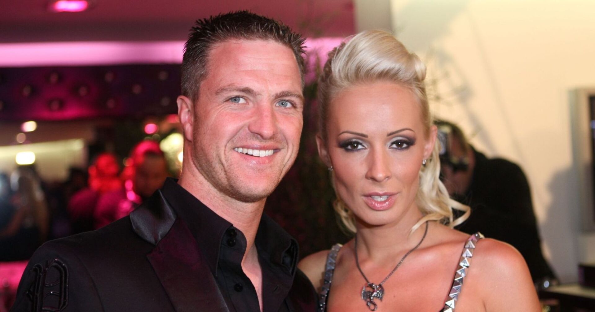 Ralf und Cora Schumacher lächeln in die Kamera