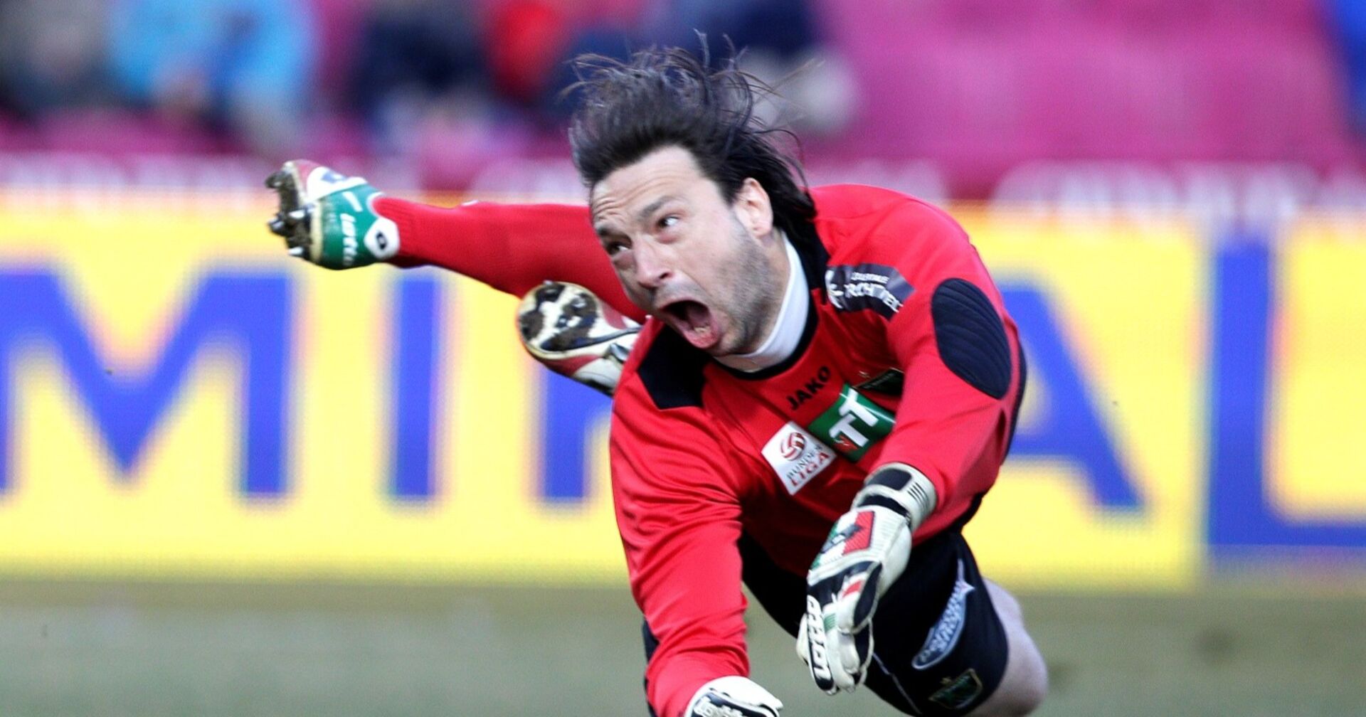 Szabolcs Safar im Tor von Wacker Innsbruck