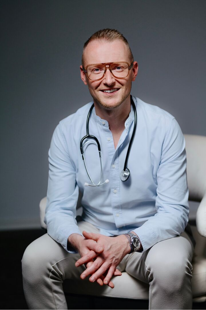 Stefan Steiner gründete das Startup &quot;Don't Call It Deo&quot;, das seit 2023 den Amazon-Marketplace nutzt. Damit sind sie eines von rund 350 Unternehmen.