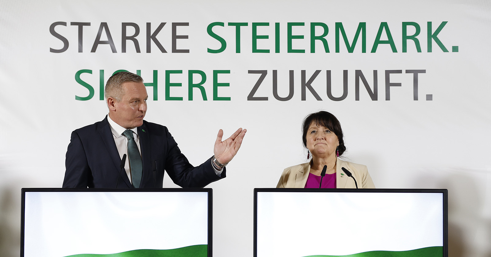 Neo-Landeshauptmann Mario Kunasek und Neo-Landeshauptfrau-Stellvertreterin Manuela Khom
