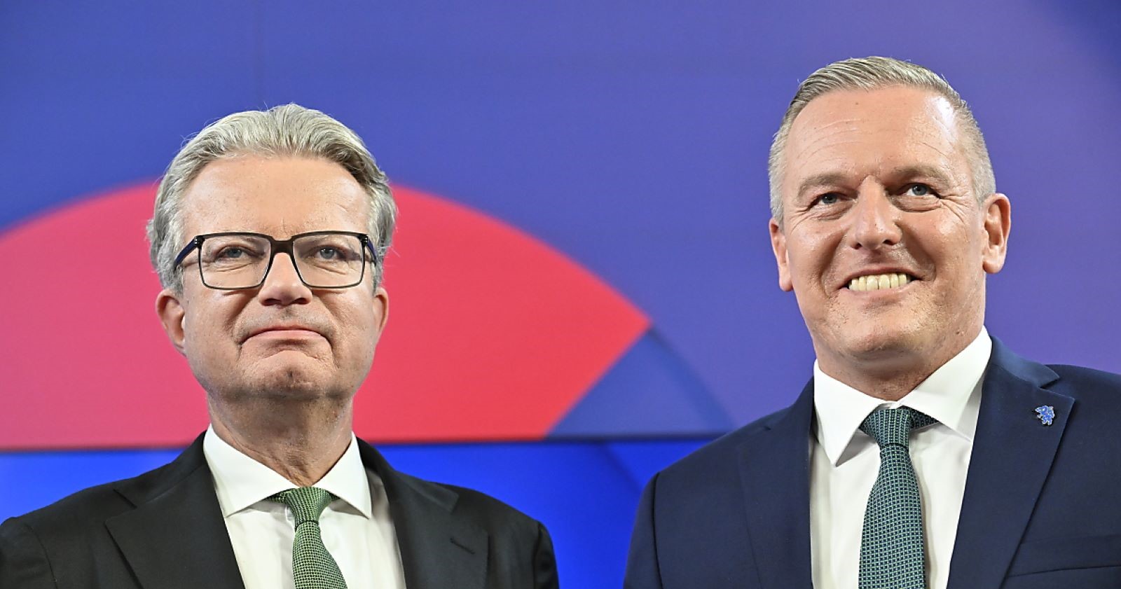 Christopher Drexler (ÖVP) und Mario Kunasek (FPÖ) haben die Koalitionsverhandlungen aufgenommen.