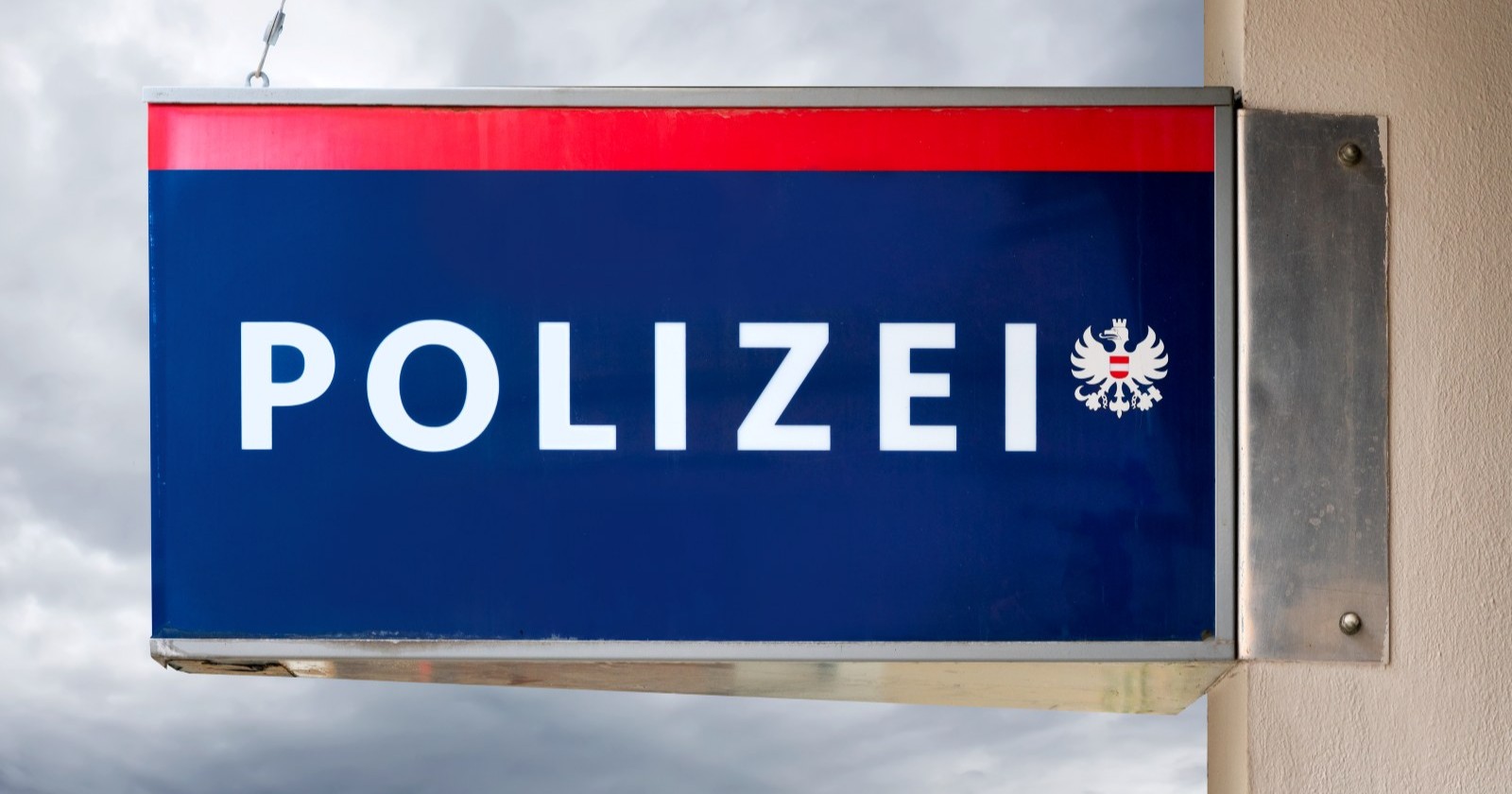 Schild der Polizei
