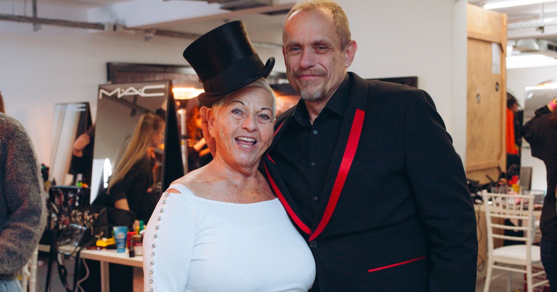 Jazz Gitti und Gery Keszler im Kostümfundus