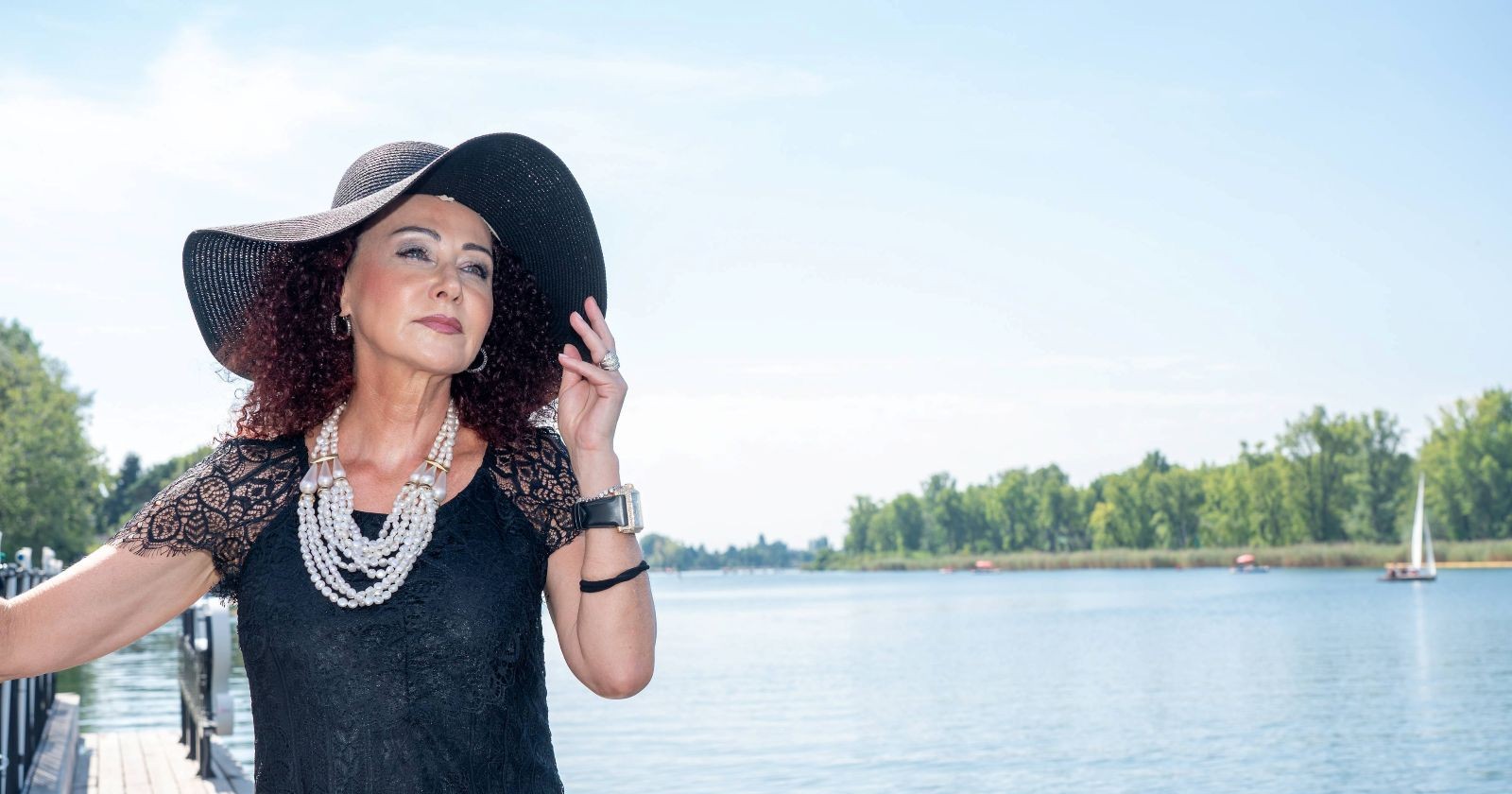 &quot;Mausi&quot; Lugner mit Hut