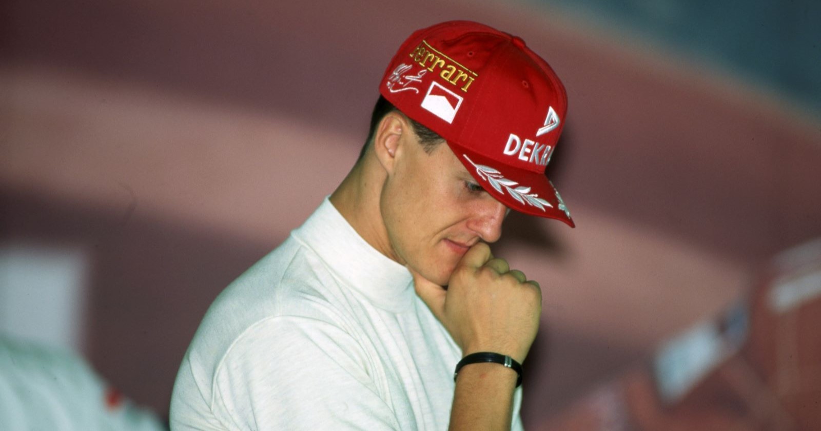 In seiner aktiven Zeit, weit vor seinem Unfall, hat Schumacher sieben Weltmeistertitel eingefahren.