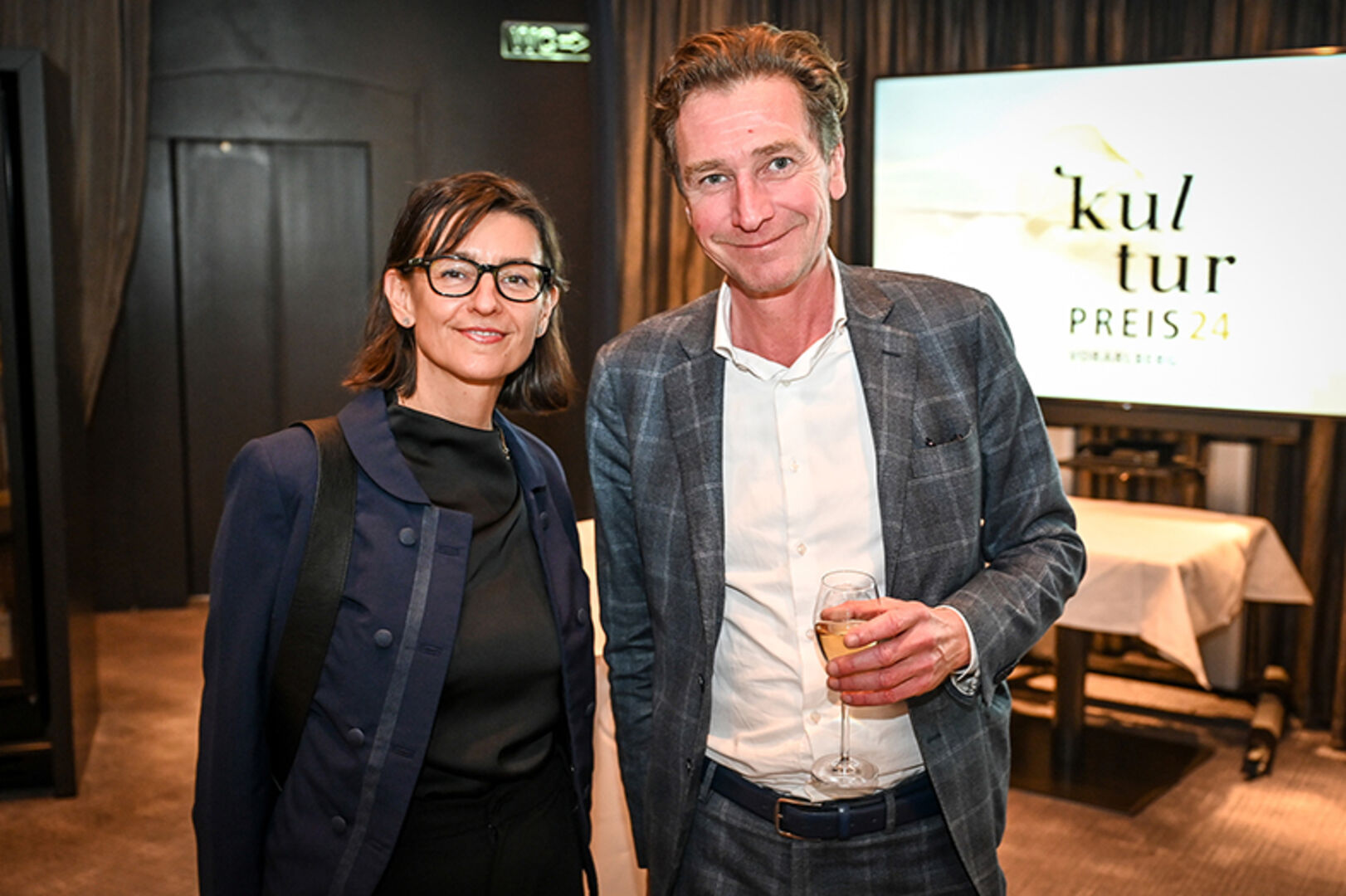 Carina Jielg (ORF Vorarlberg) und Jürgen Weishäupl (Kurator)