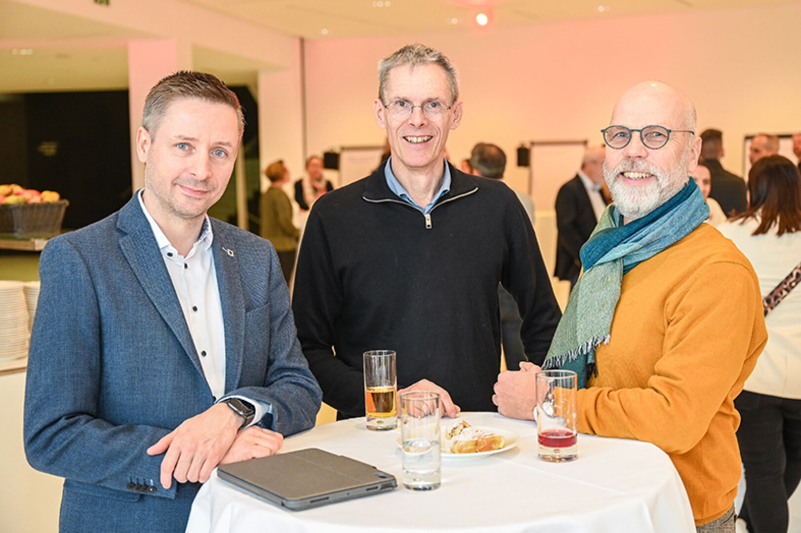 Mike Pichler (Siemens), Roland Beer (MS Lingenau) und Arno Scharler (MS Bezau) (v. li.)