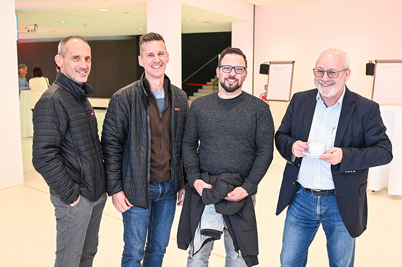 Karlheinz Ellensohn, Michael Kuhn, Jürgen Halbeisen (WKM Maschinenbau) und Günter Seebacher (alle SOLA) (v. li.)