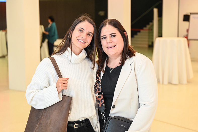 Natalie Braier und Nadine Wieländner (Land Vorarlberg) (v. li.)