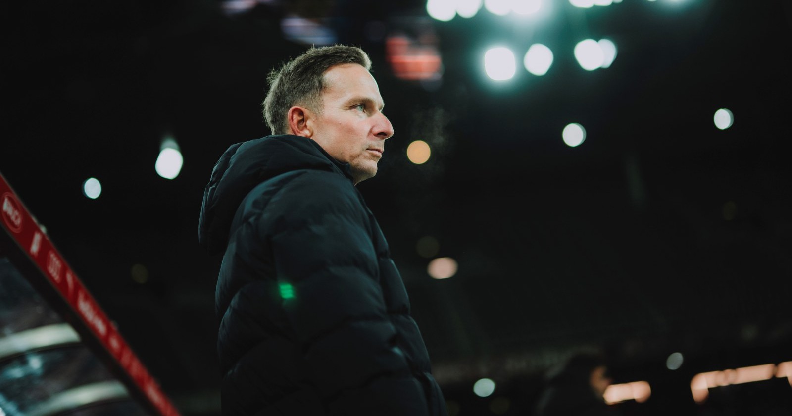 Pepijn Ljinders an der Seitenlinie