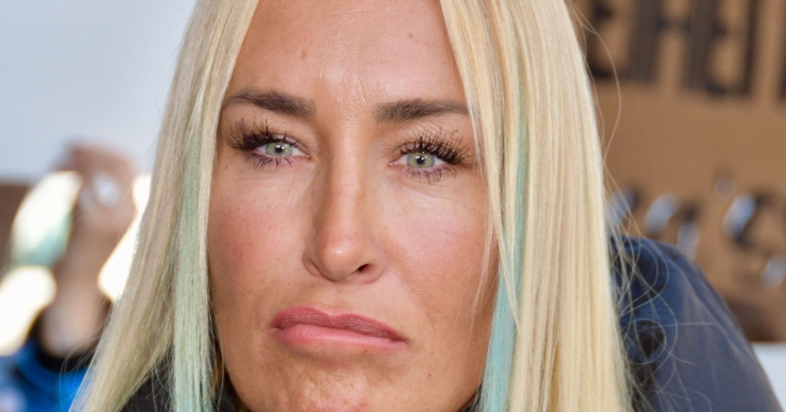 Sarah Connor mit traurigem Gesichtsausdruck