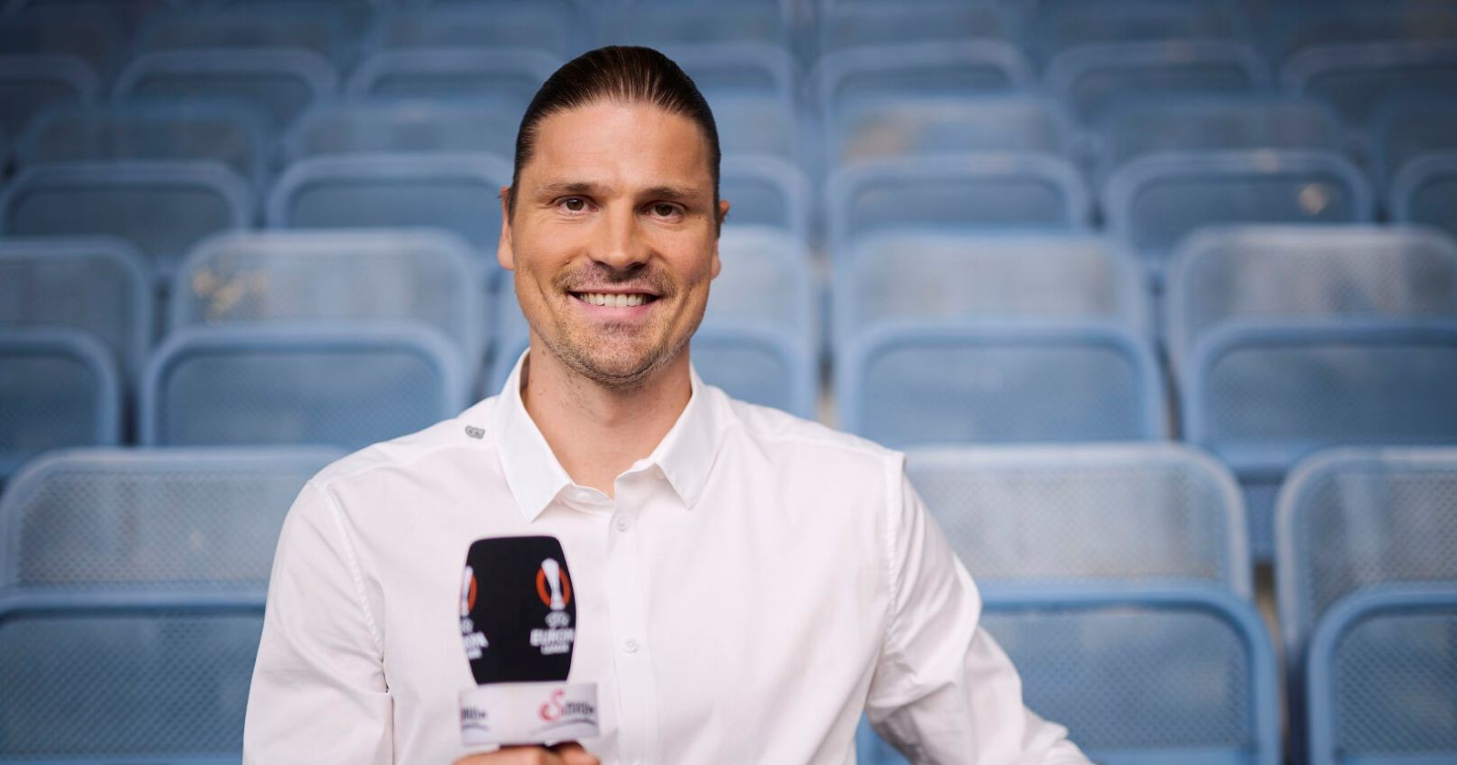 Sebastian Prödl mit Mikrofon