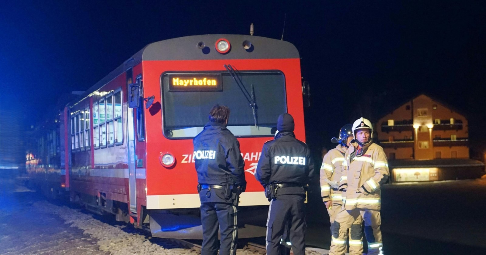 Zillertalbahn Richtung Mayerhofen nach einem Unfall
