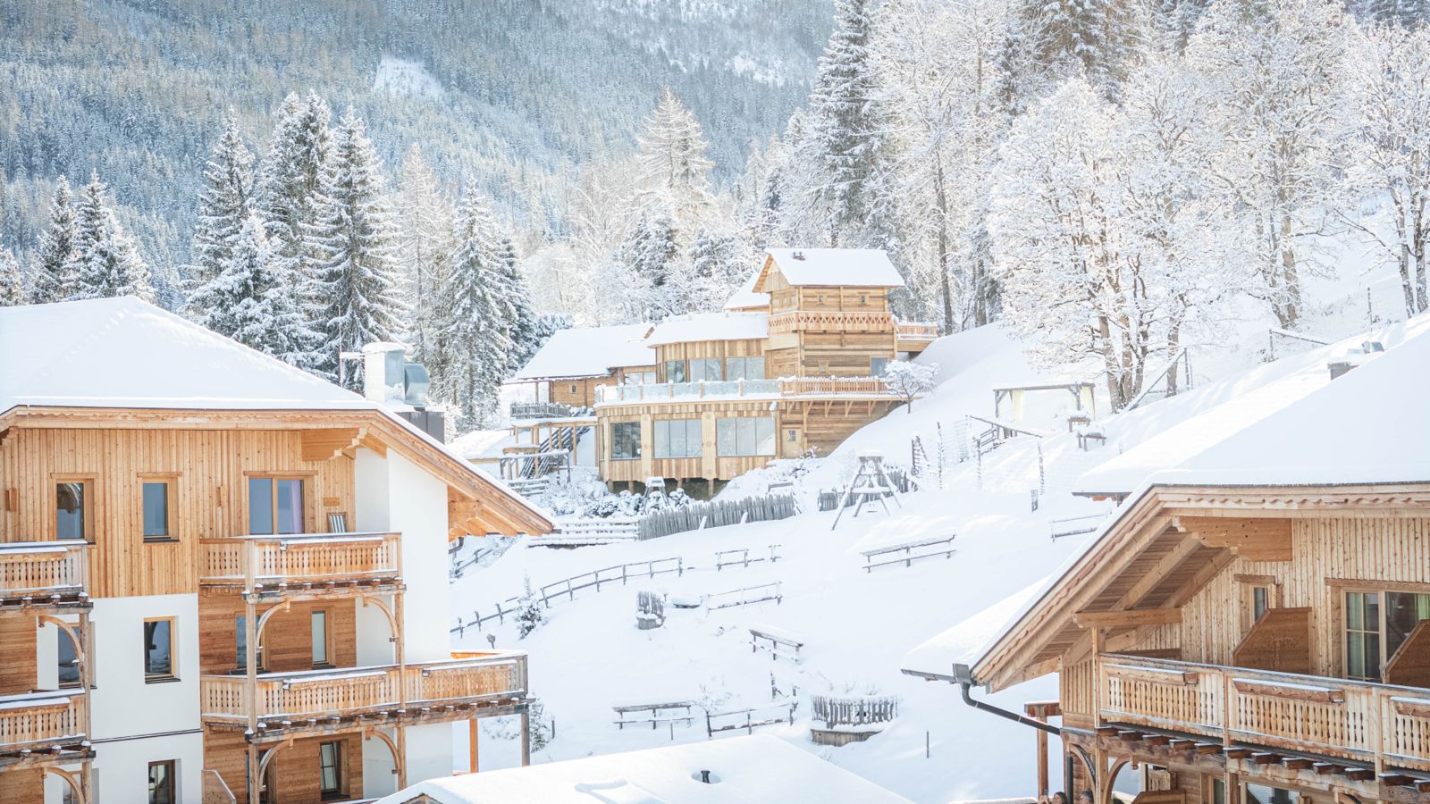 Das Yogahaus und Hotel im Winter