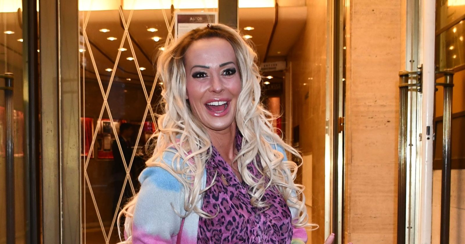 Cora Schumacher lächelt