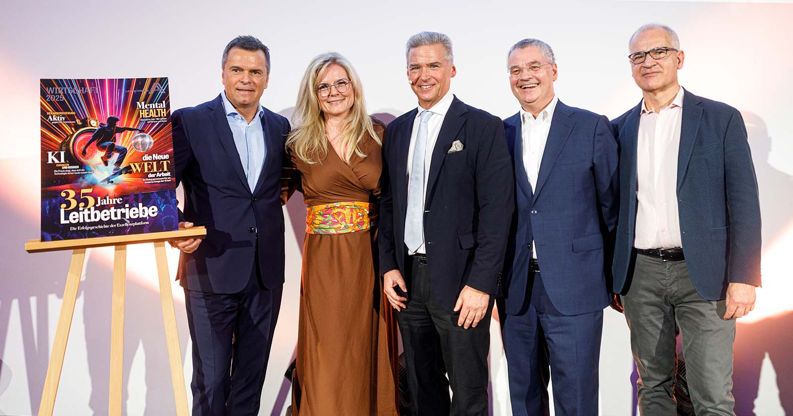 Gruppenfoto beim Jahresauftakt 2025 von Leitbetriebe Austria