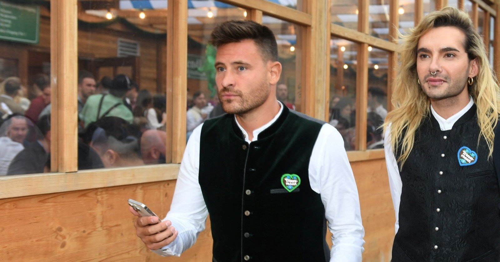 Marc Eggers und Bill Kaulitz auf dem Oktoberfest