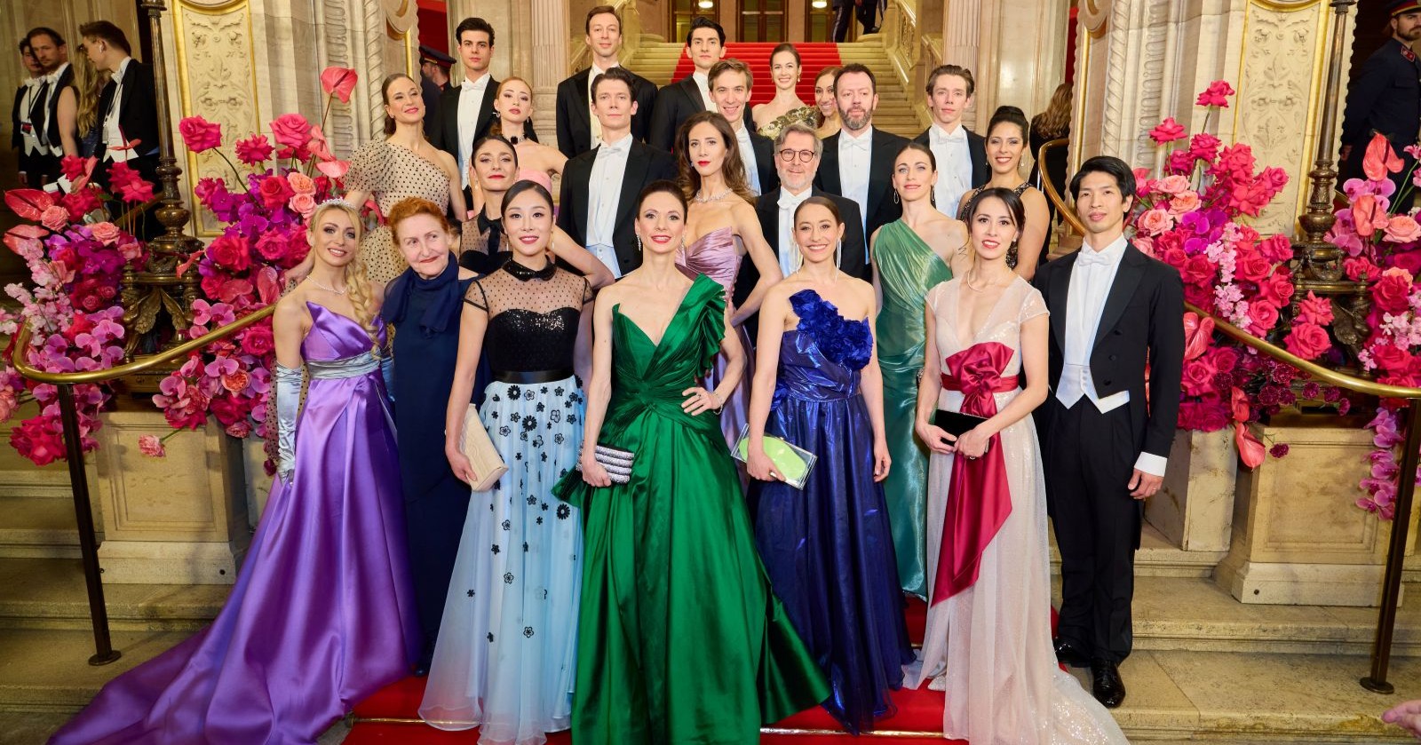 Besucher am Opernball 2024