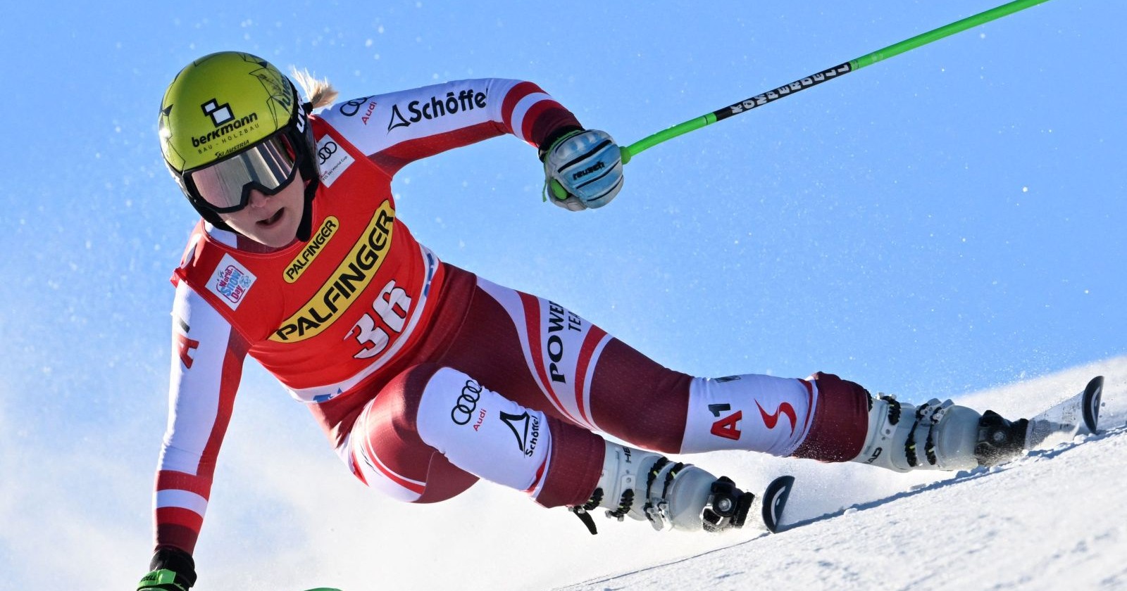 Vanessa Nußbaumer auf der Skipiste