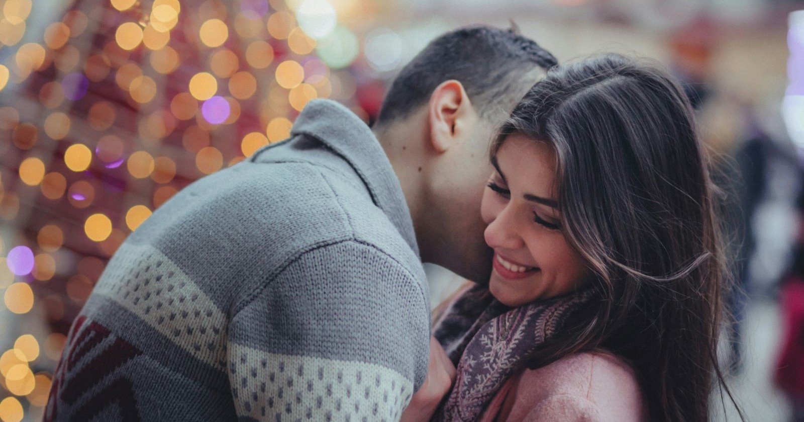 Ein Pärchen auf der Straße
