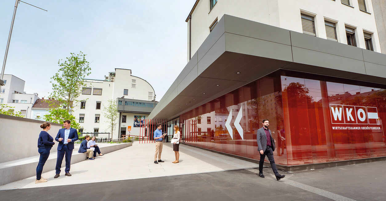Im Vorjahr wurde das neue &quot;Haus der Wirtschaft&quot; am Hessenplatz in Linz eröffnet.