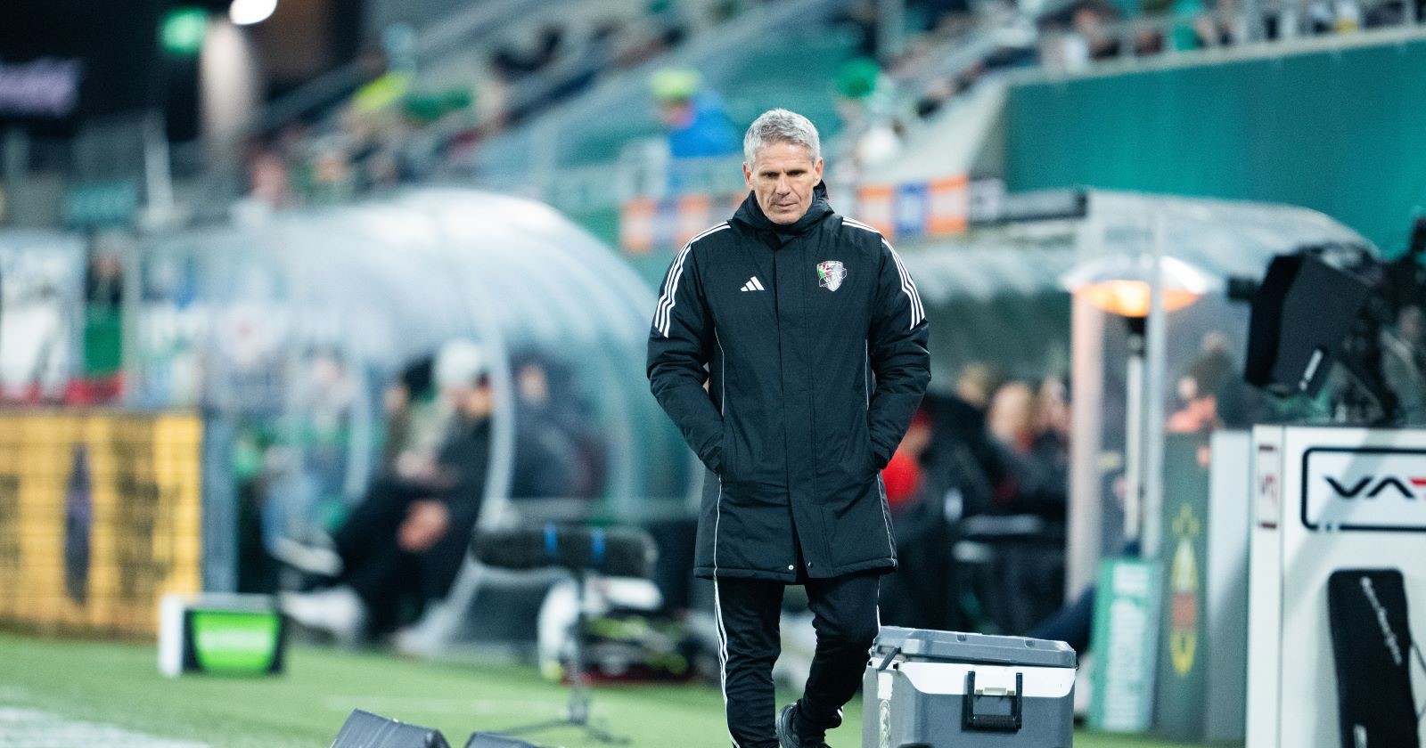 Dietmar Kühbauer auf der Trainerbank