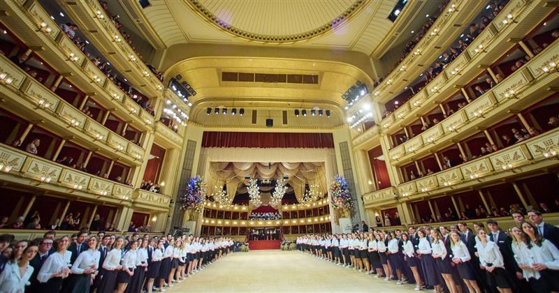 Generalprobe zum Opernball 2025