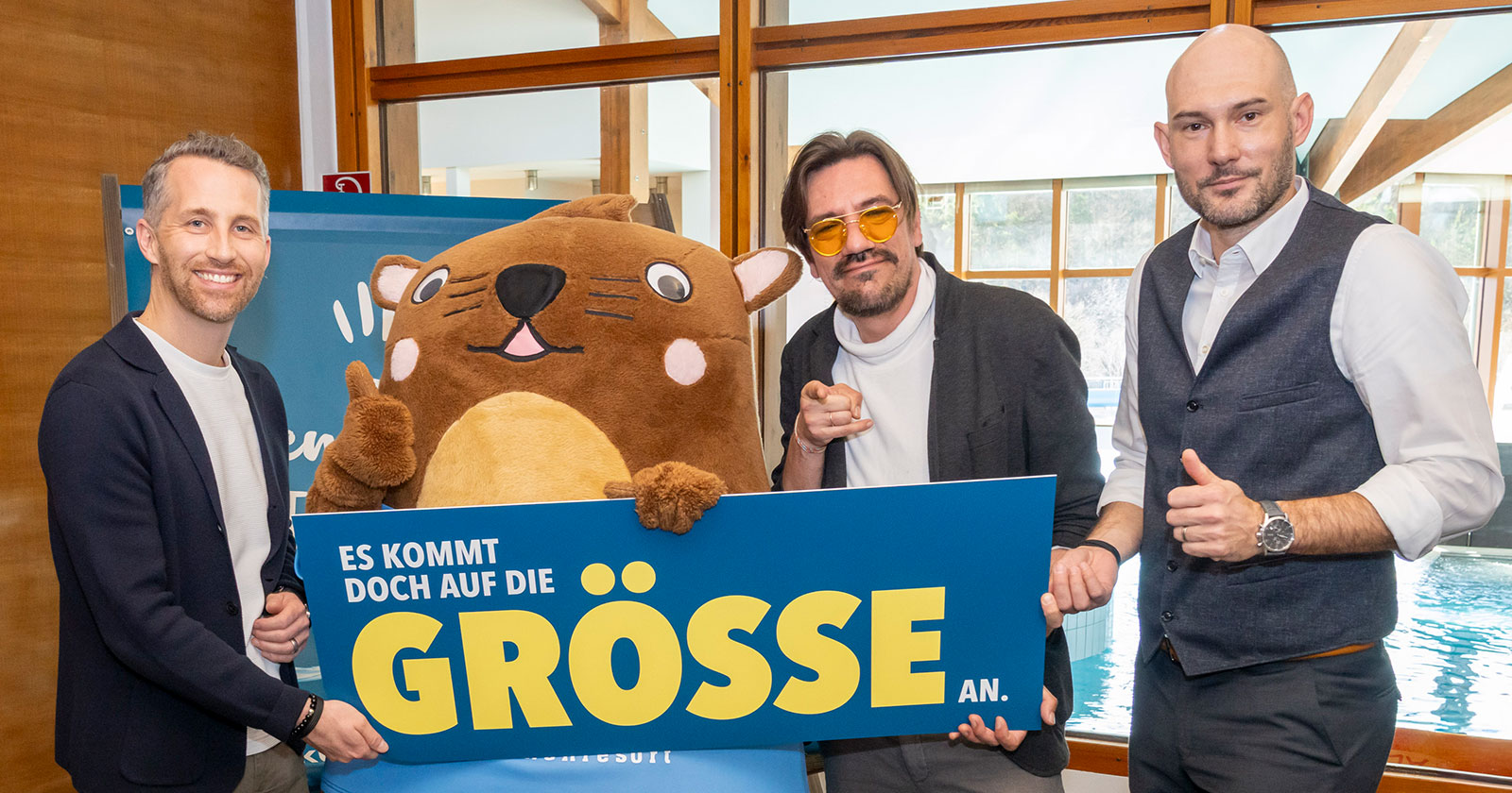 Philip Borckenstein-Quirini, Maskottchen Otto, Christian Stani und Florian Tatscher | Credit: Chris Zenz