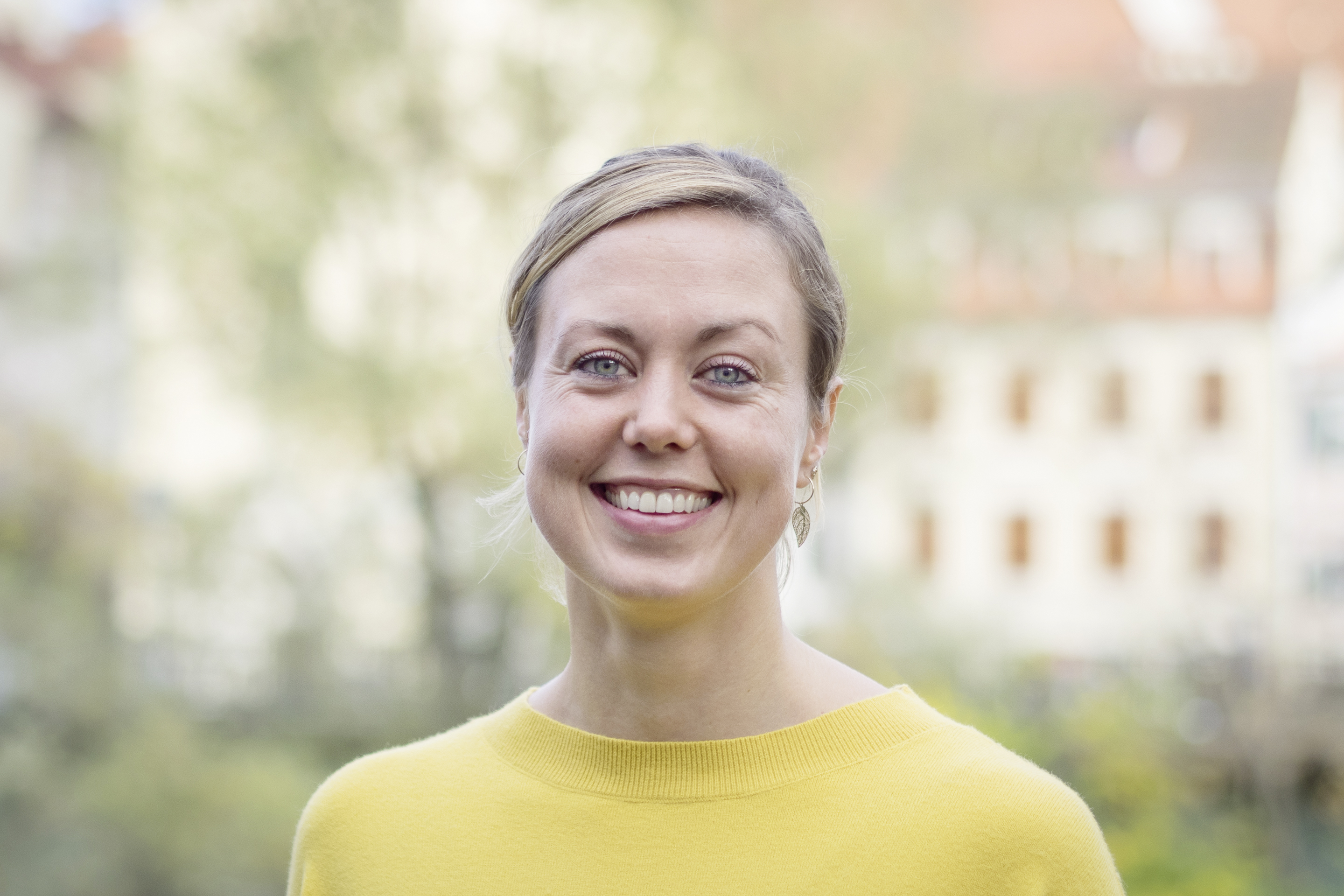 Eine lächelnde Frau