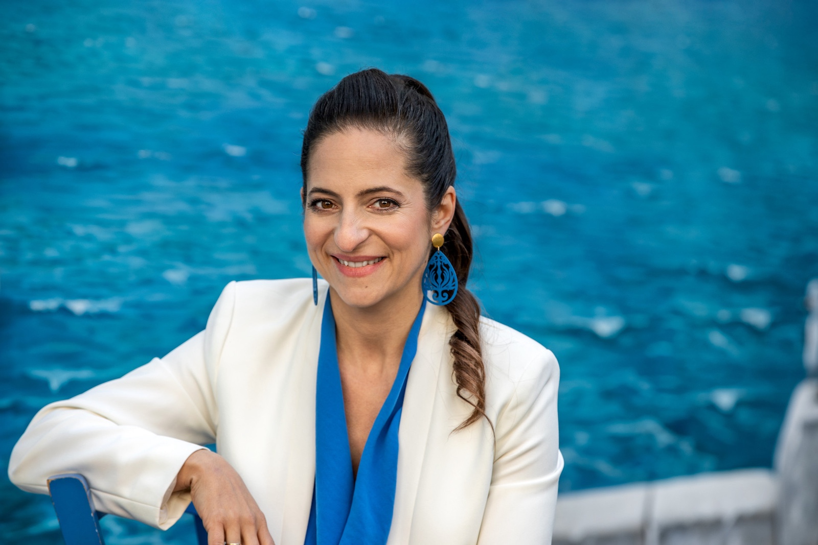 VIVE Dinner &amp; Comedy