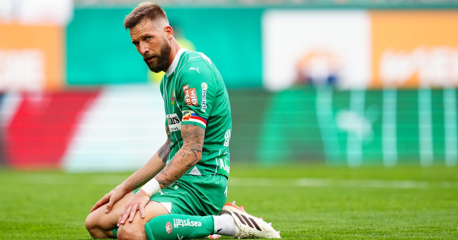 Guido Burgstaller auf dem Spielfeld im Allianz-Stadion