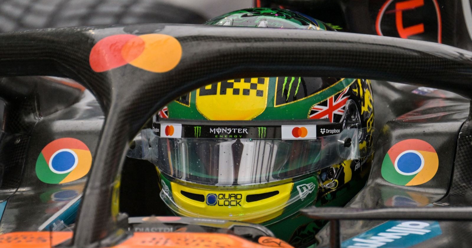 Lando Norris holt für McLarren den Sieg.