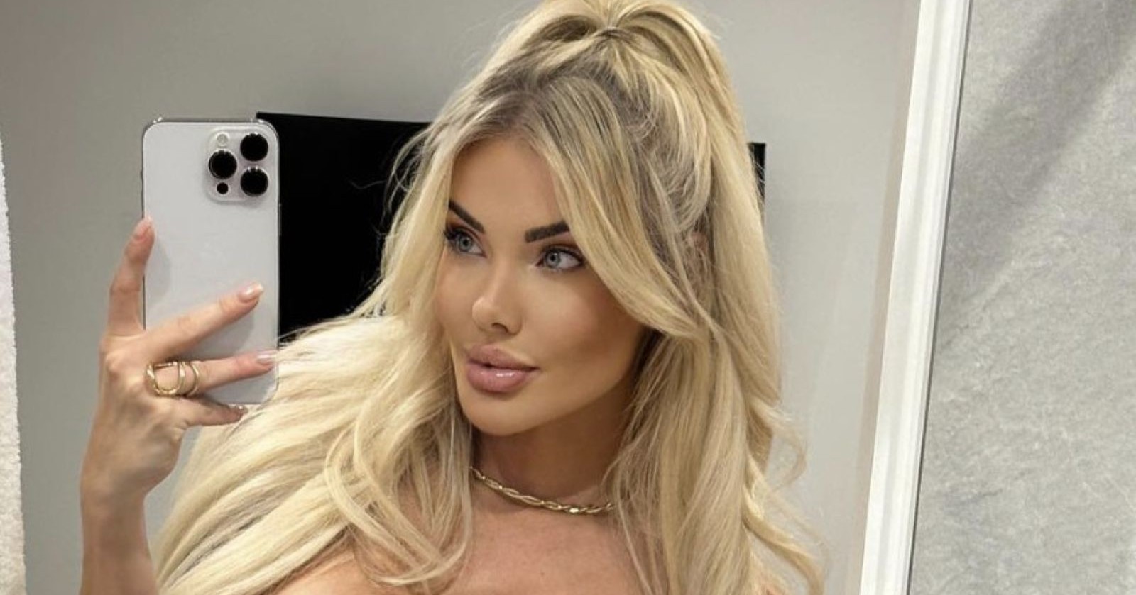 Sabrina Wlk Foto im Spiegel