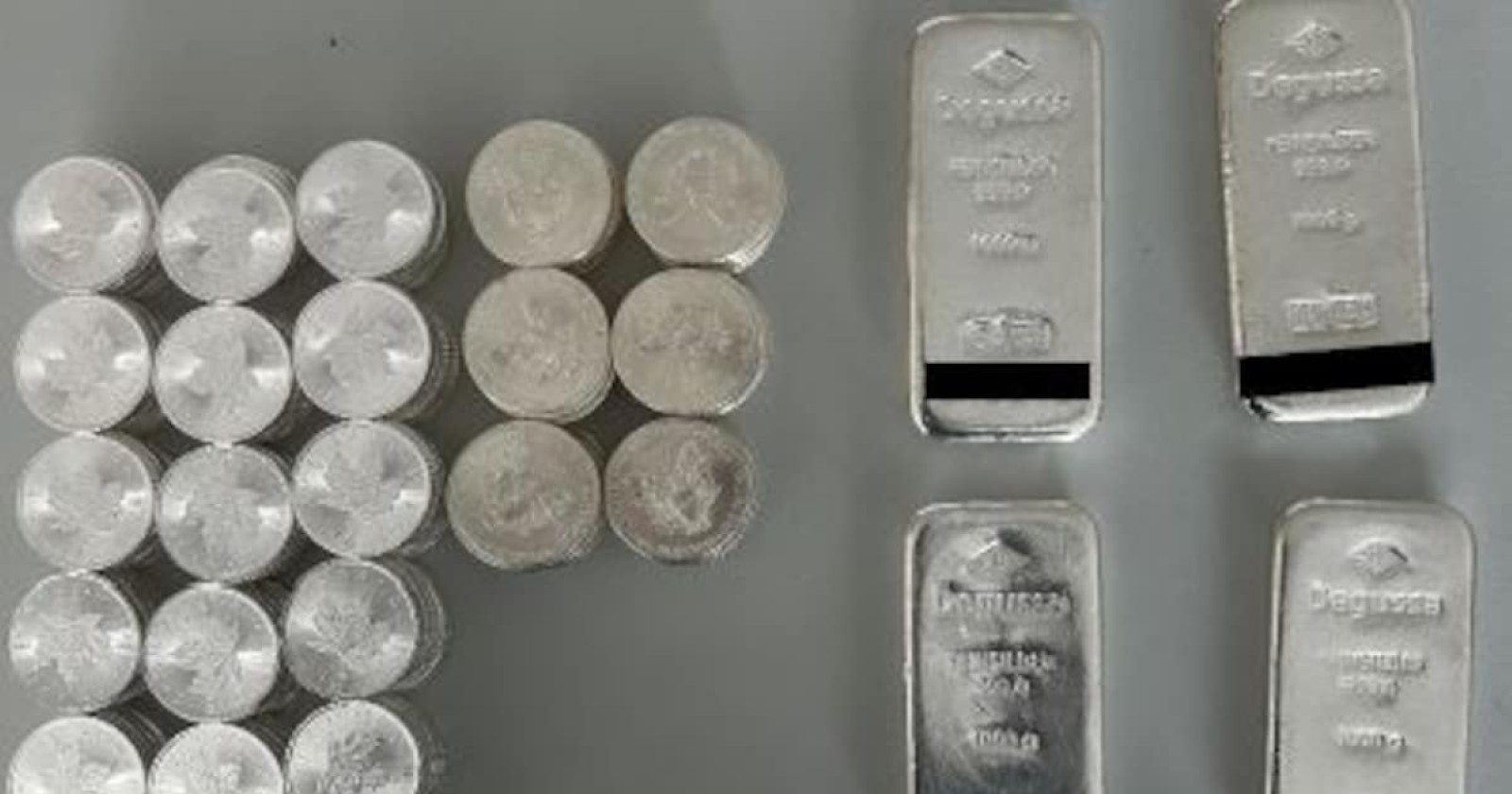 Silber-Fundstücke in einem Söldner Hotel