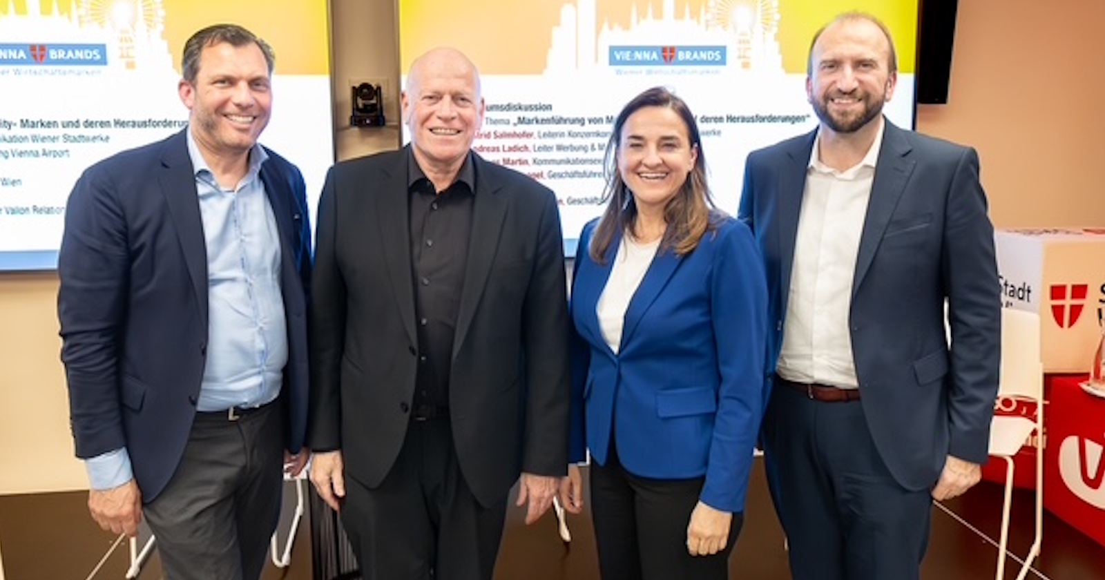 Gastgeber und drei Gäste beim Vienna Brands Talk