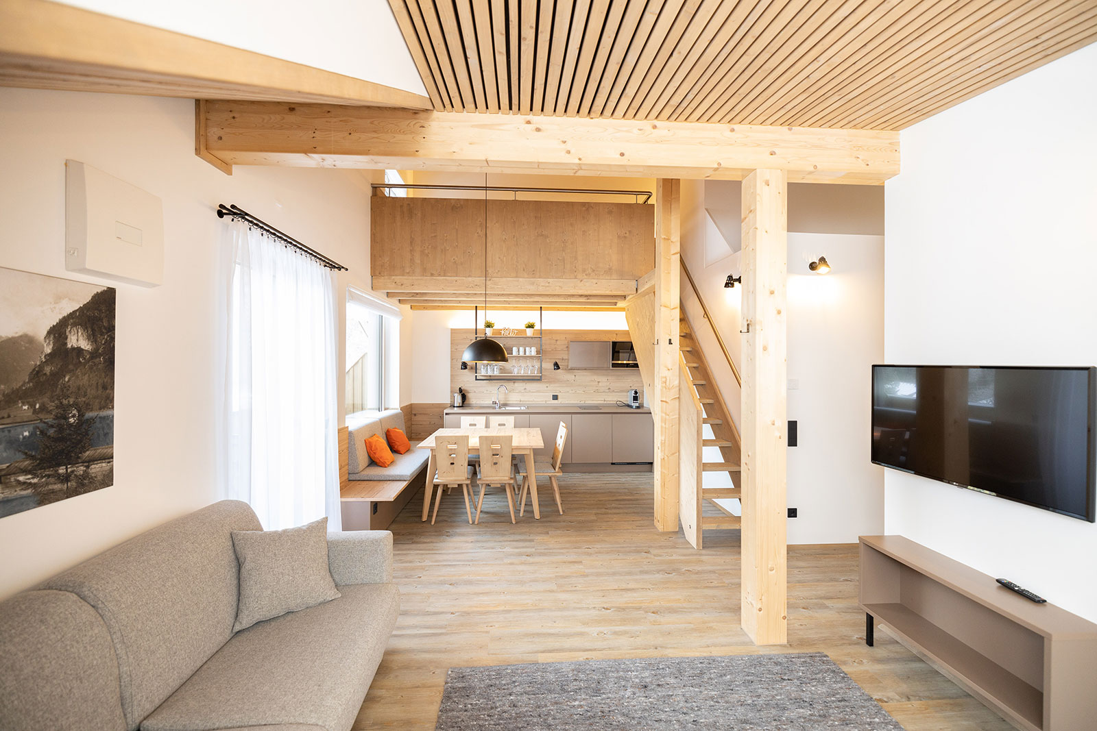 Modern gestaltetes Hotelzimmer | Credit: ALPRIMA Aparthotel Hinterstoder/Daniel Hinterramskogler