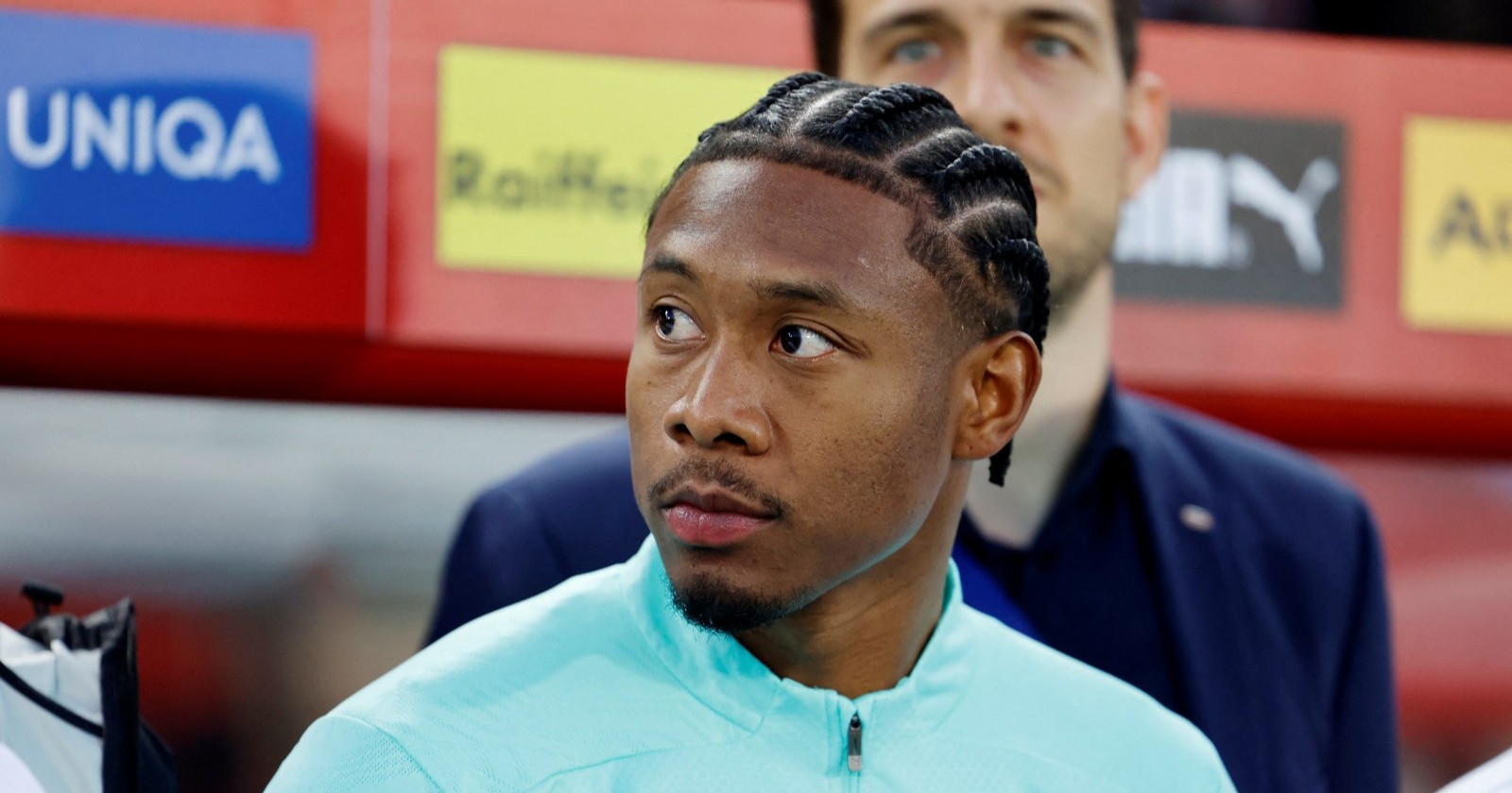 David Alaba auf der Bank