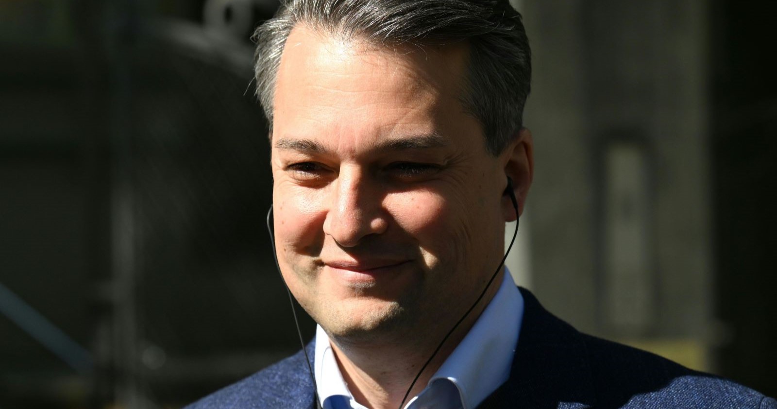 FPÖ-Chef Dominik freut sich bei der Wien-Wahl 2025 um einen massiven Stimmenzuwachs.