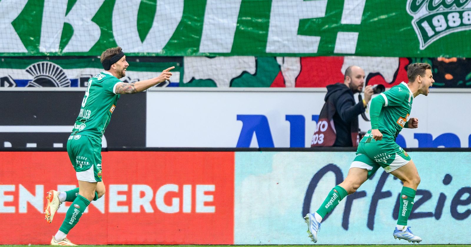 Guido Burgstaller und Louis Schaub